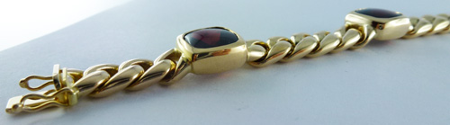 Armband in Gelbgold 585/- mit Granat Ca...